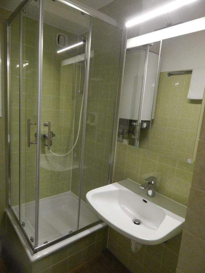 Free Apartment - Schoenblick Bad Urach Eksteriør billede