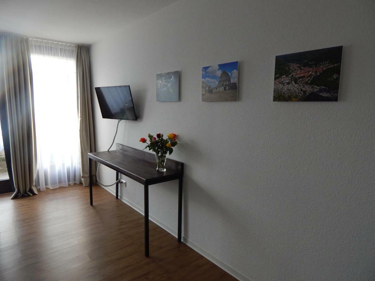 Free Apartment - Schoenblick Bad Urach Eksteriør billede